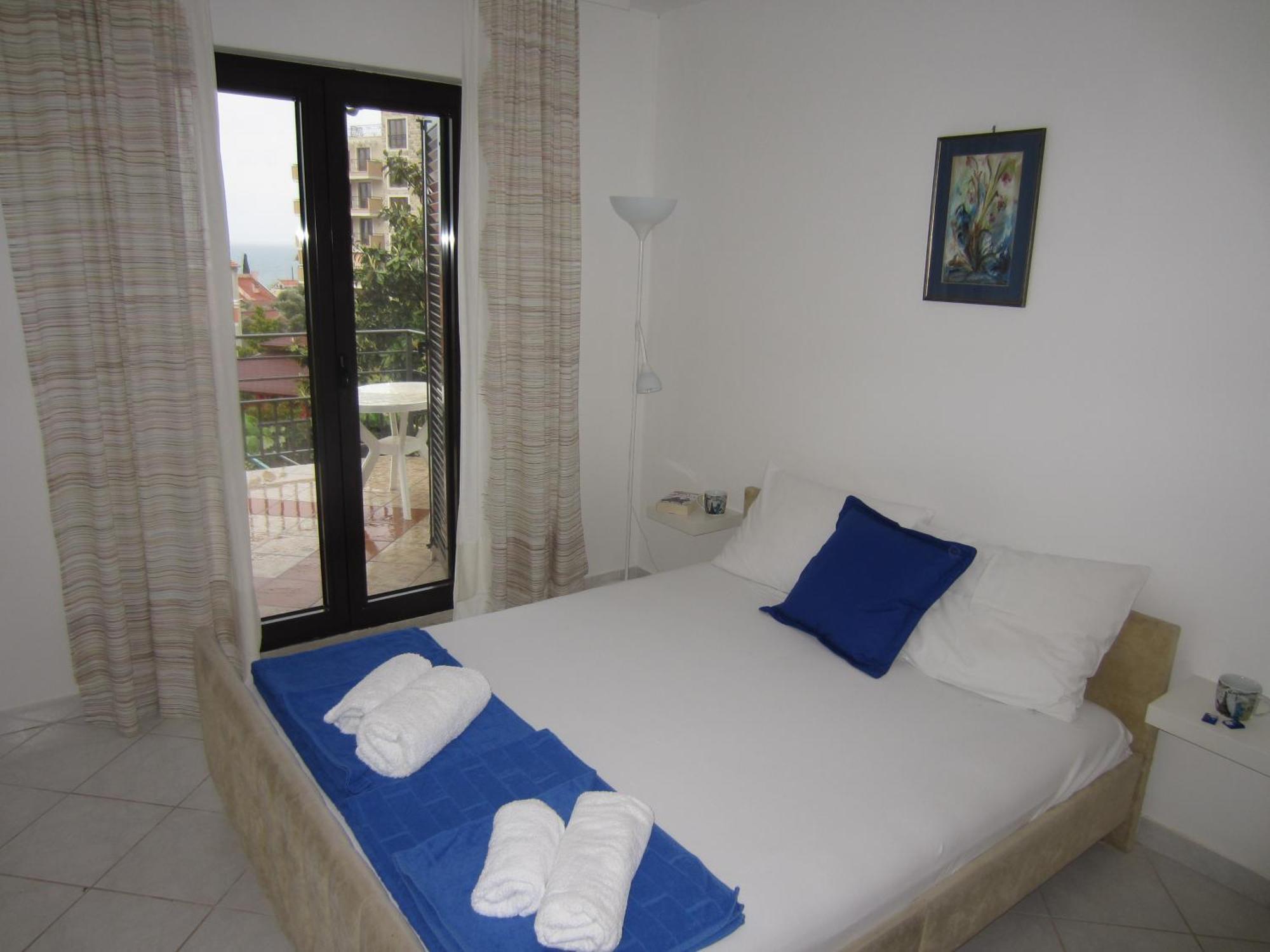 Apartments Minja Nerin Petrovac Bagian luar foto
