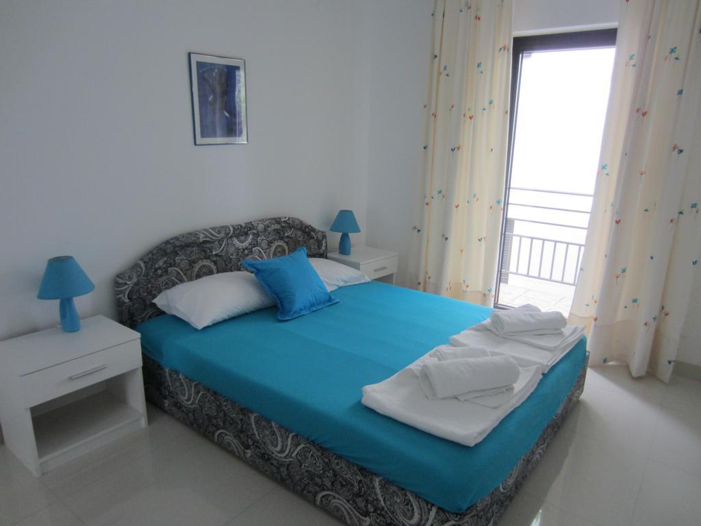 Apartments Minja Nerin Petrovac Bagian luar foto