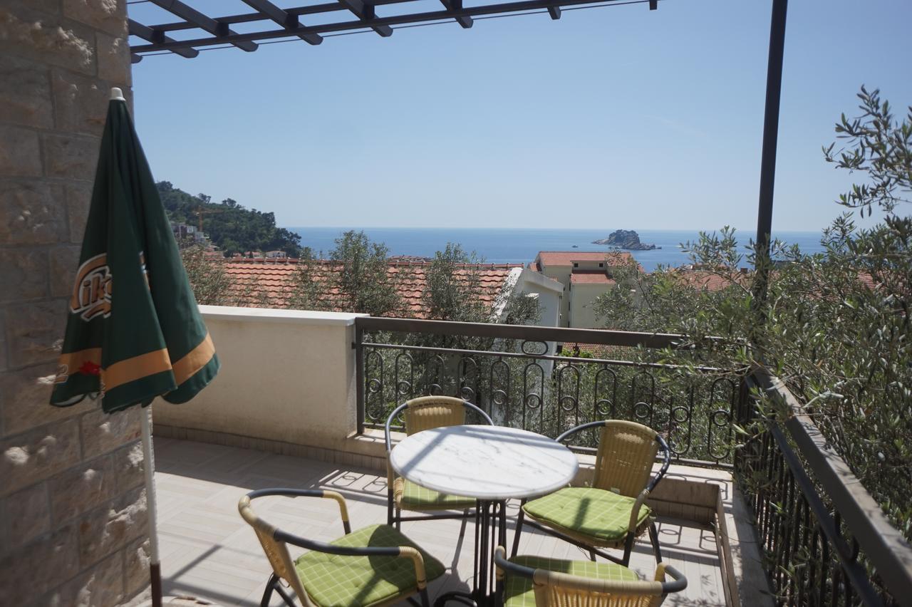 Apartments Minja Nerin Petrovac Bagian luar foto