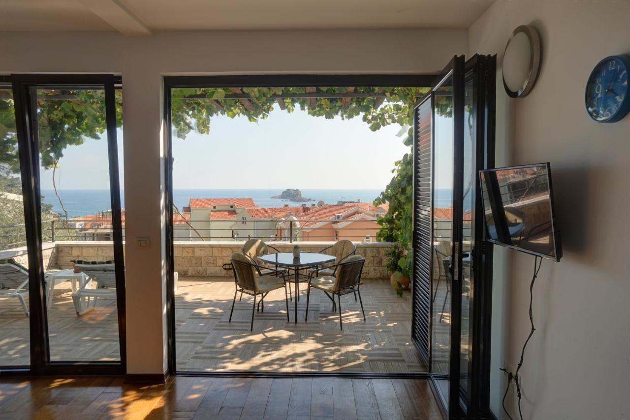 Apartments Minja Nerin Petrovac Bagian luar foto