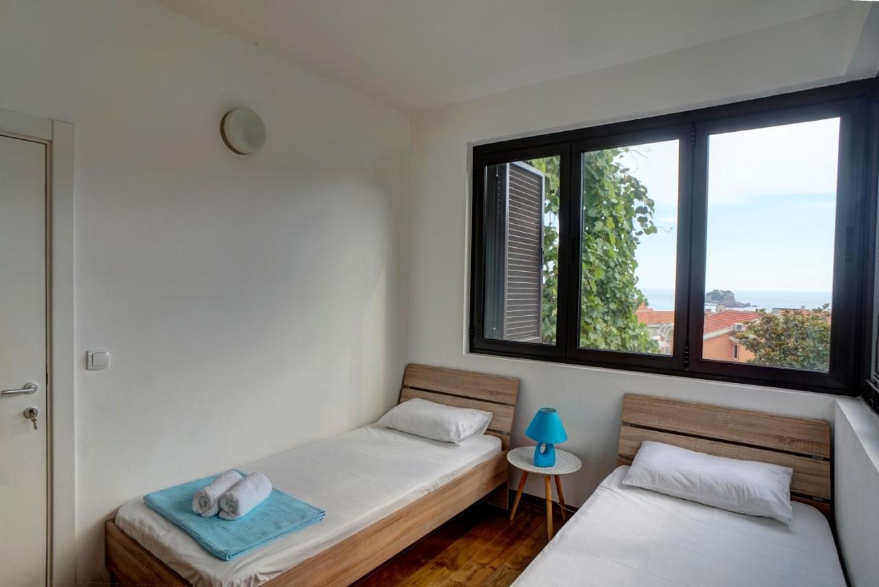 Apartments Minja Nerin Petrovac Bagian luar foto